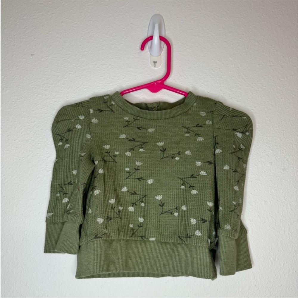 1305. 7 For All Mankind - Green 6-9 Month Waffle Long Sleeve with Floral Design